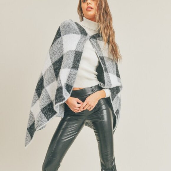 Plaid Hooded Poncho Cape Black White Gray Cozy Fall Winter Layer - Picture 7 of 8